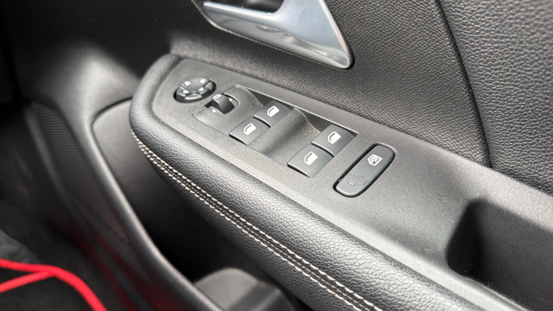 Vauxhall Mokka 1.2 Turbo SRi 5dr Petrol Hatchback